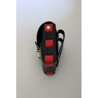 Gürteltasche, CLASSIC, klein, Leder, schwarz / rot